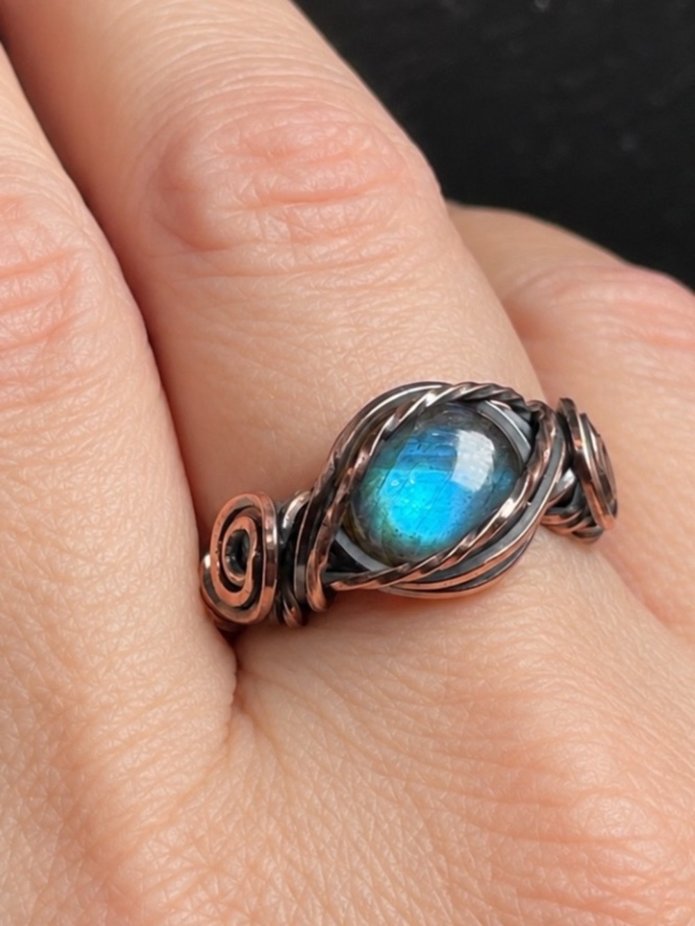 Artisan Copper Wire Ring with Blue Flash Labradorite